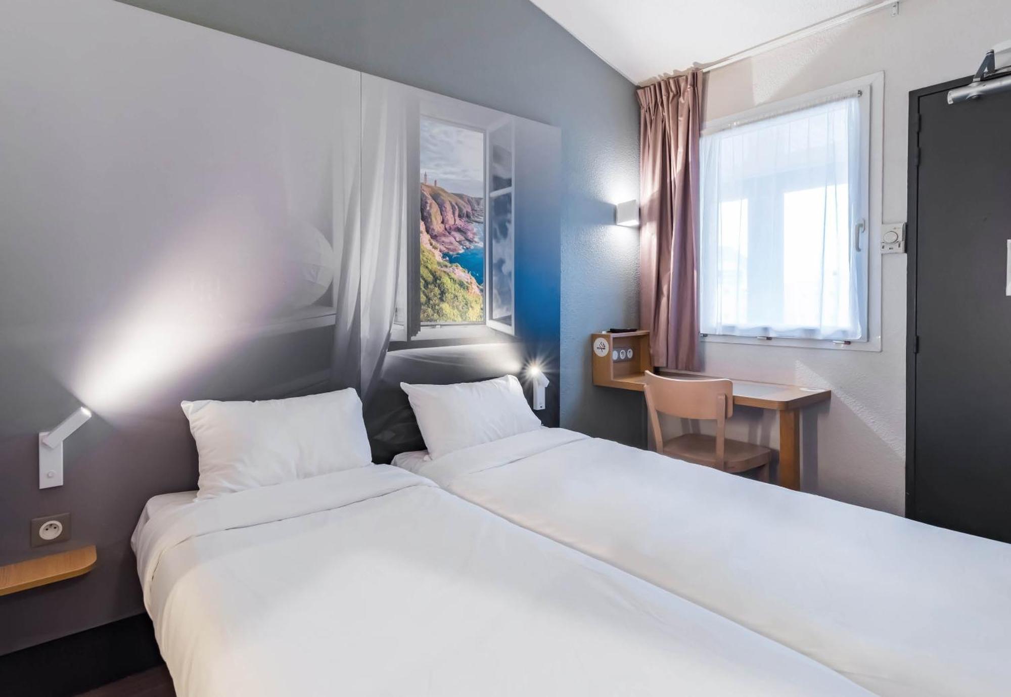 B&B Hotel Creil Chantilly Esterno foto