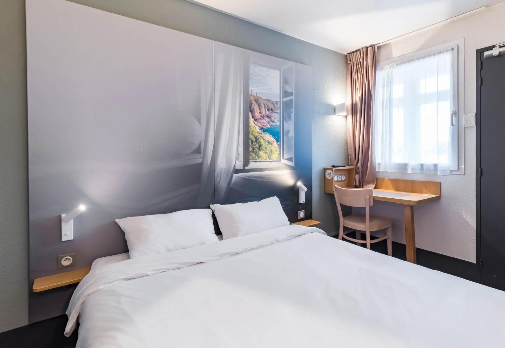B&B Hotel Creil Chantilly Esterno foto