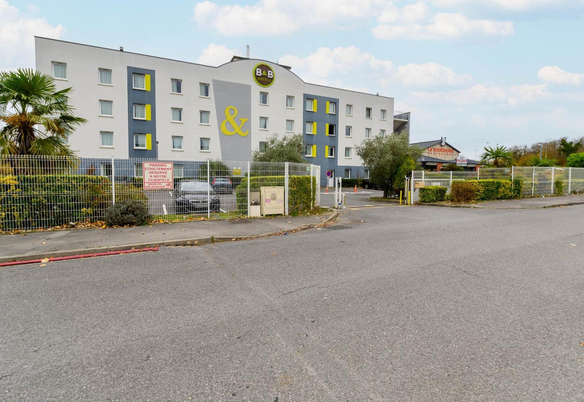 B&B Hotel Creil Chantilly Esterno foto