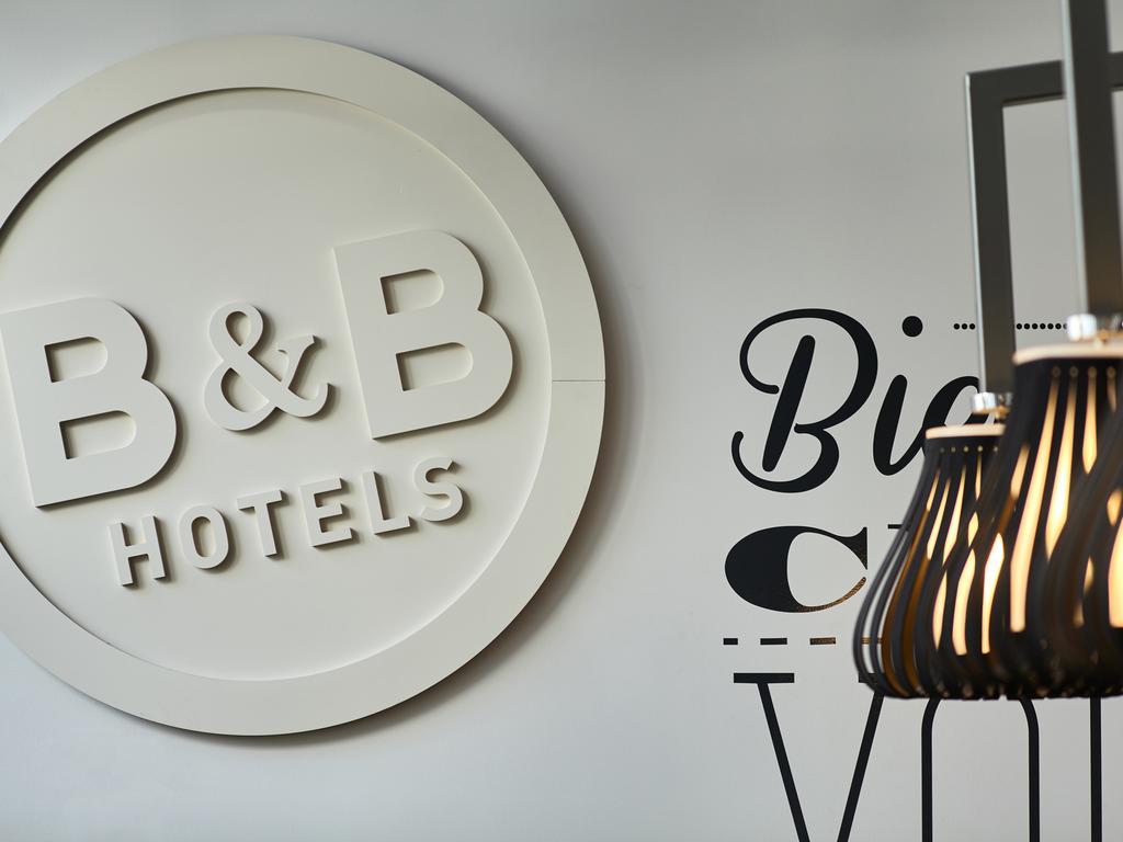 B&B Hotel Creil Chantilly Esterno foto